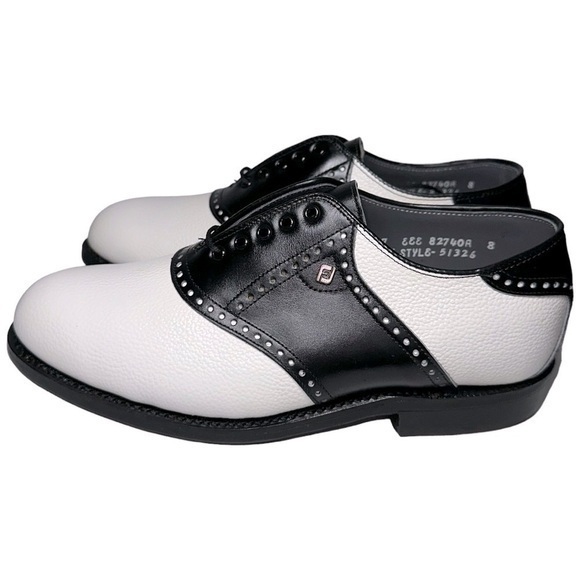 FootJoy NEW Rare Men’s Size 7 Classic Black and White Saddle Golf Shoes